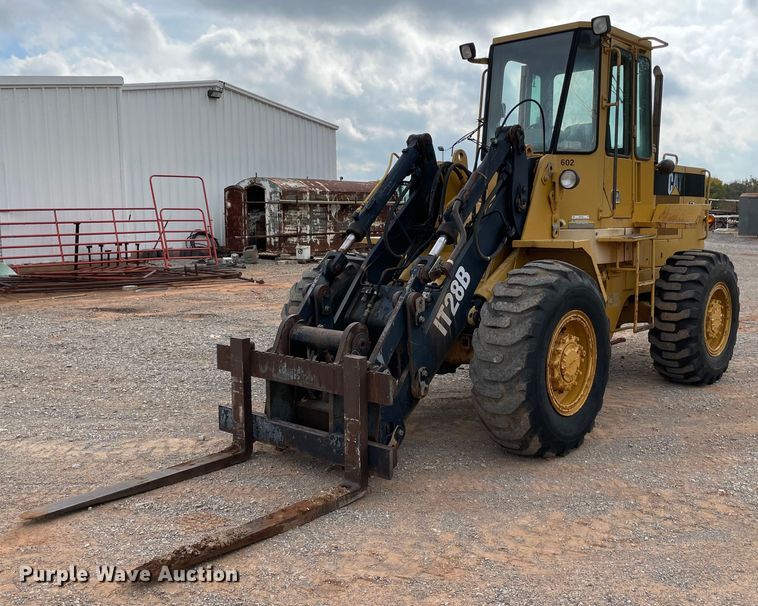 1993 Caterpillar IT28B  integrated tool carrier - MR9506