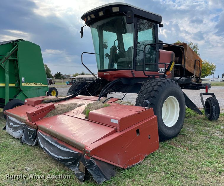 2002 Hesston 8550S  windrower - MR9497