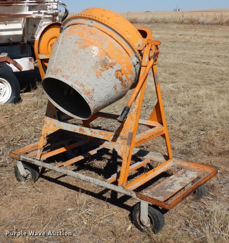 Montgomery Ward GIL-26471AS  concrete mixer - MR9608