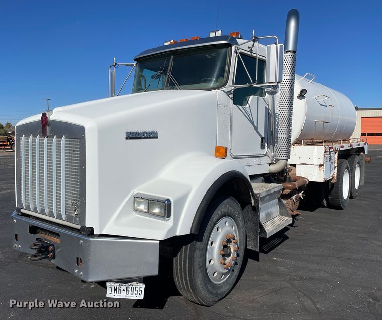 2009 Kenworth T800  vacuum truck - DN4498