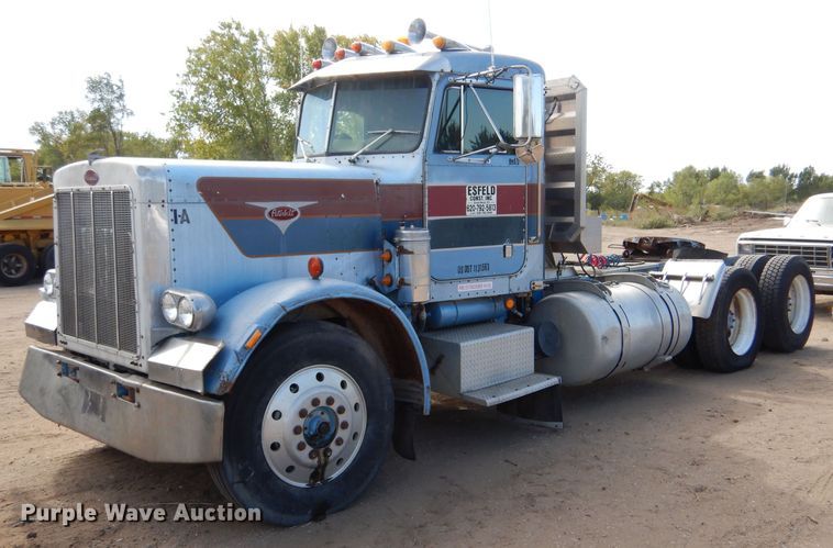 1981 Peterbilt 382  semi truck - LU9681