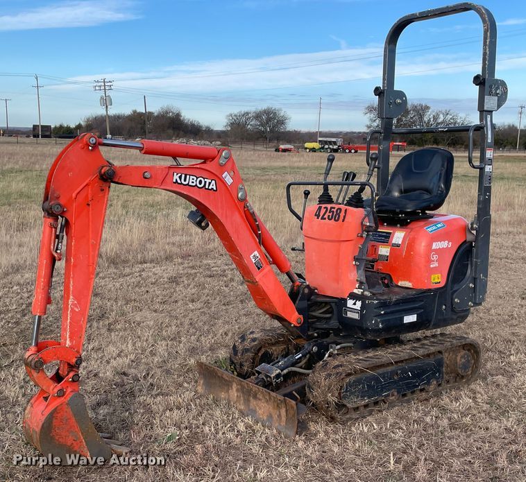Kubota K008-3  mini excavator - MI9555