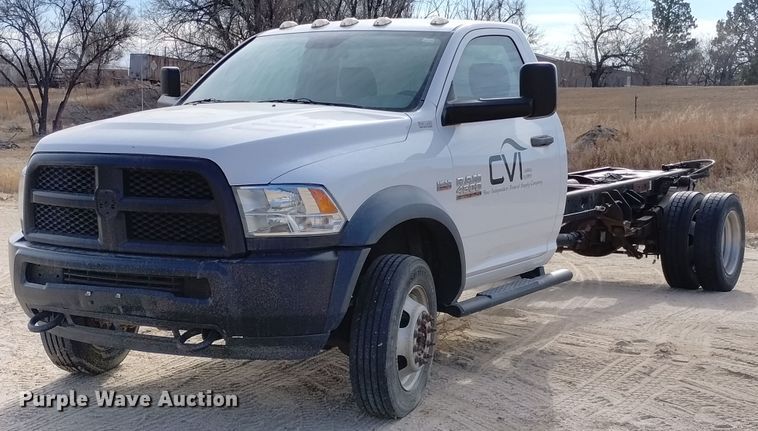 2015 Dodge Ram 4500  truck cab and chassis - DF8218