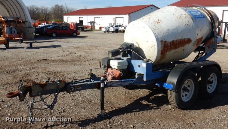 2001 Cart-a-way  concrete mixer - JL9808