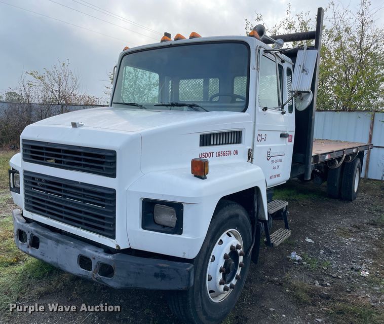 1999 Mack  dump flatbed truck - MR9508