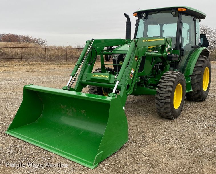 2022 John Deere 5065E  MFWD tractor - DN8084