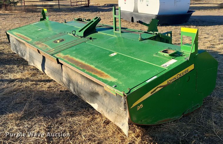 2011 John Deere 995  windrower disc head - IU9905