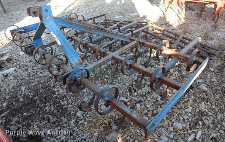 Mec  field cultivator - KW9656