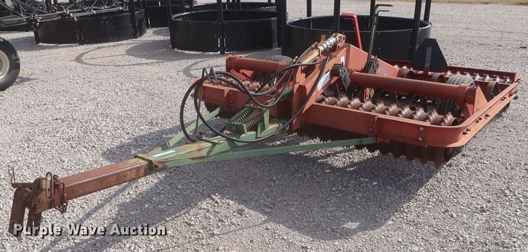 Brillion M-881  cultipacker - LP9048