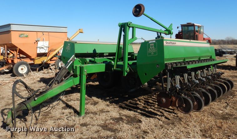 Great Plains Solid Stand 30  grain drill - MM9826