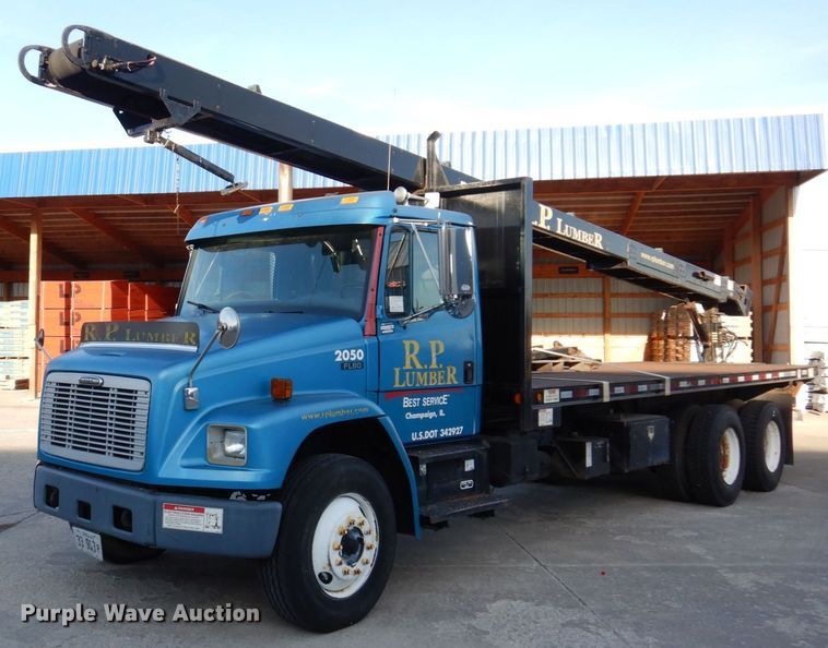 2004 Freightliner FL80  flatbed truck - JL9769
