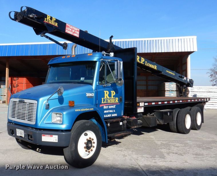 2004 Freightliner FL80  flatbed truck - JL9770