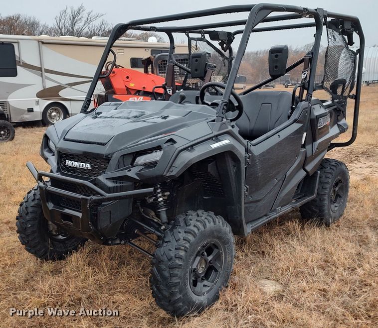 2019 Honda Pioneer 1000  utility vehicle - LK9405