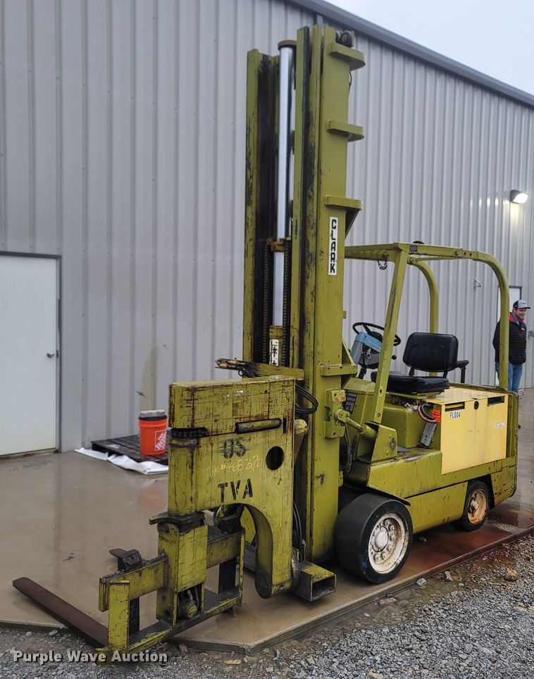 Clark EC500-40TL  forklift - MH9615
