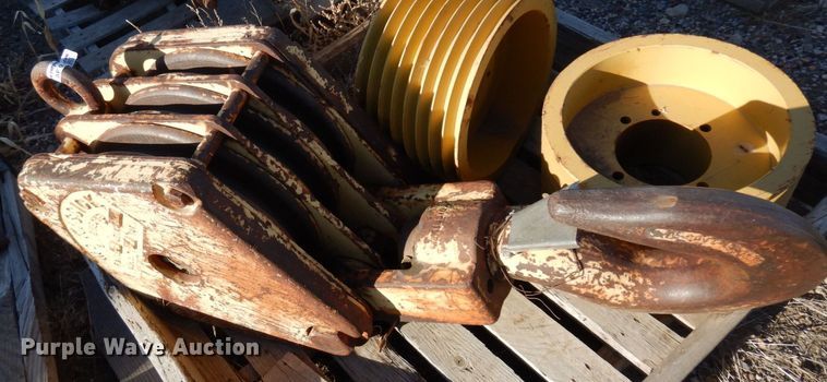 Mckissick  crane block and hook - AF9374