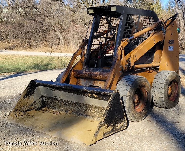 2006 Case 450  skid steer loader - DM8132