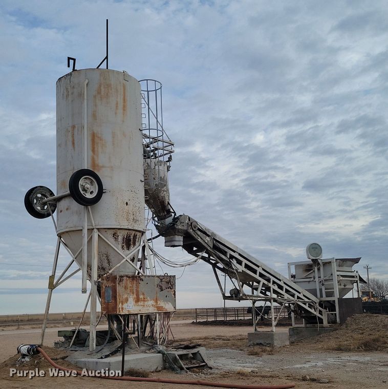 Caprock Mixer & Equipment  concrete batch plant - DR5506