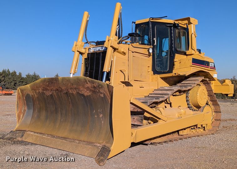 1998 Caterpillar D7R  dozer - DR6762