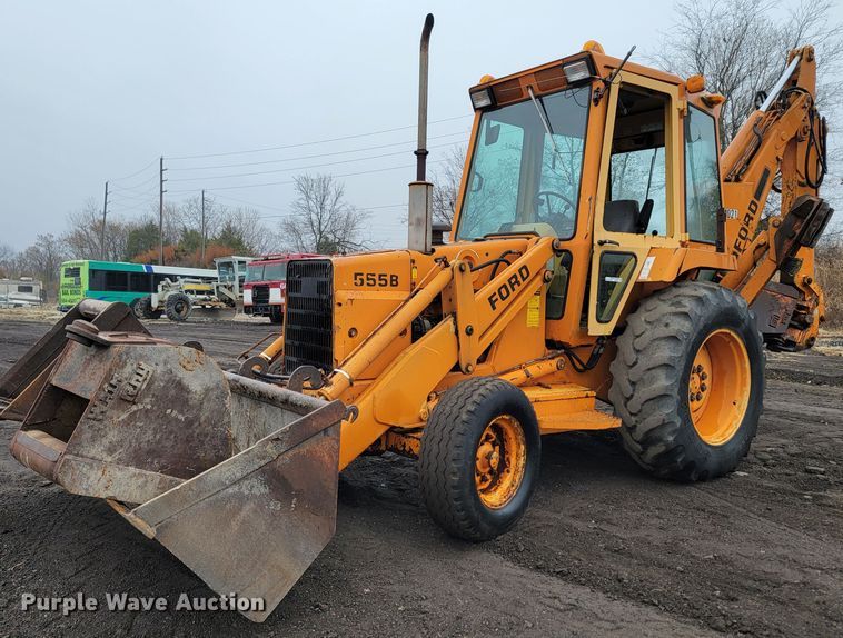 Ford 555B  backhoe - HG9365