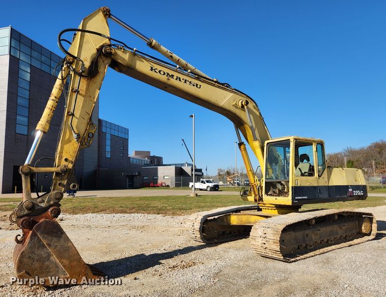 1992 Komatsu PC220LC  excavator - JB9773