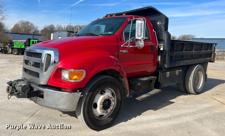 2004 Ford F650 Super Duty XL  dump truck - JU9791