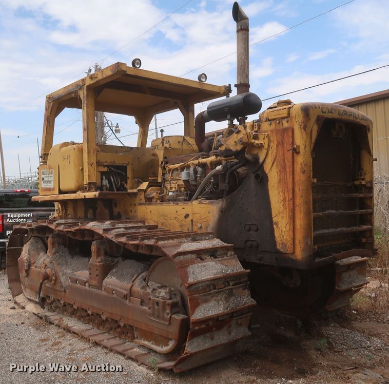 1984 Caterpillar D8K  crawler tractor - JX9230
