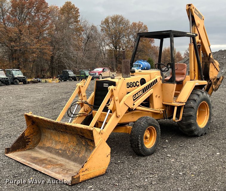 1980 Case 580C  backhoe - KF9764