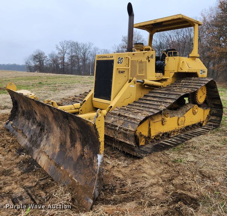 1988 Caterpillar D5H  dozer - KT9571