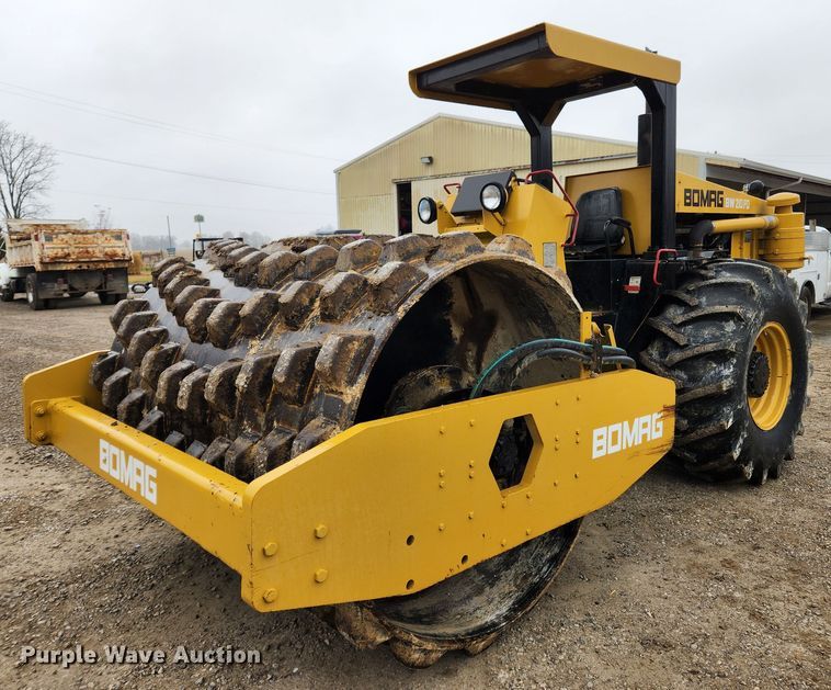 Bomag BW210PD  single drum vibratory roller - KT9576