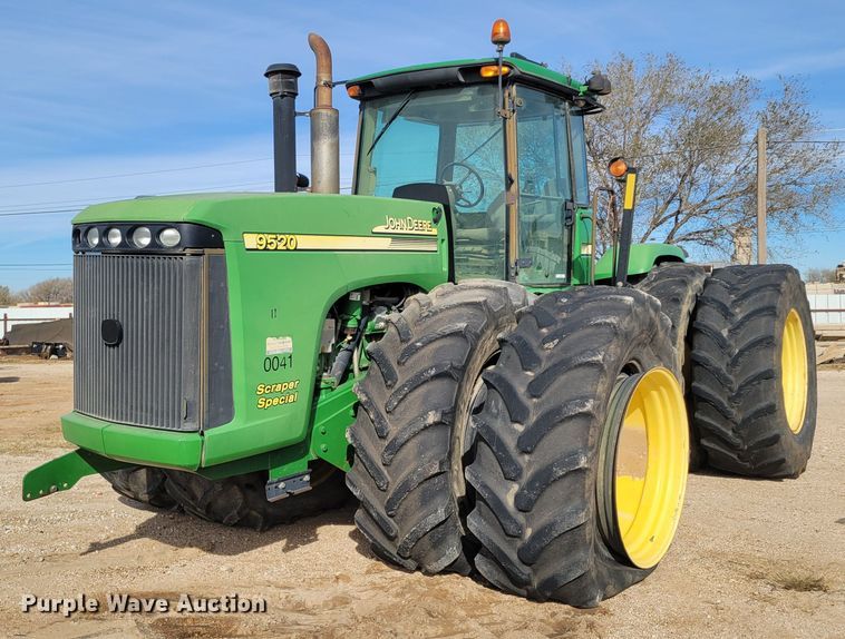 2007 John Deere 9520 Scraper Special  4WD tractor - LG9359