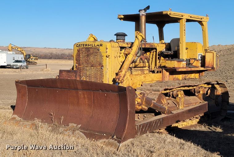 1967 Caterpillar D8H  dozer - ME9557