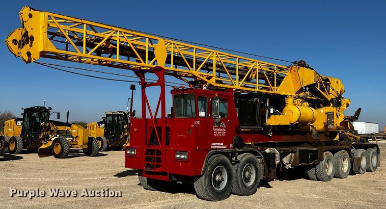 1993 HME 880-DOH drilling rig truck - DO8898
