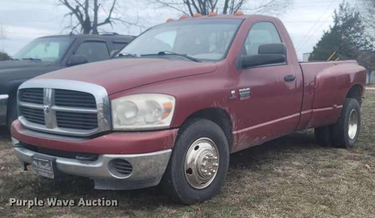2008 Dodge Ram 3500  pickup truck - MH9659