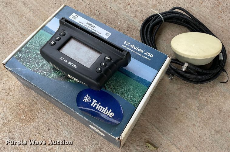 EZ-Guide 250 GPS system - MI9641