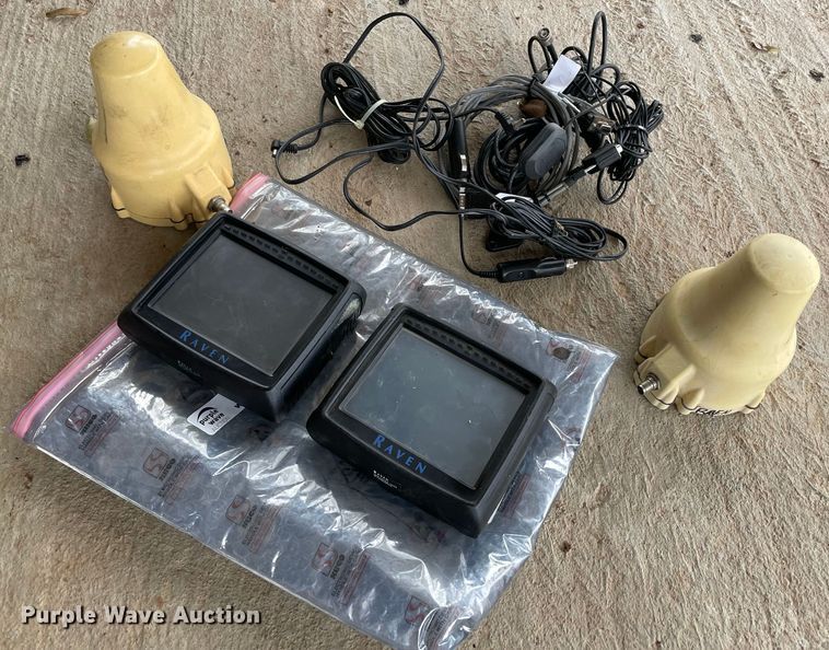 (2) Raven GPS systems - MI9644