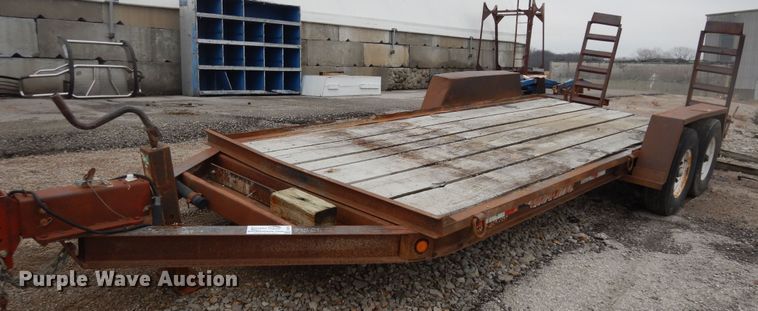 2000 Towmaster  equipment trailer - DI6976