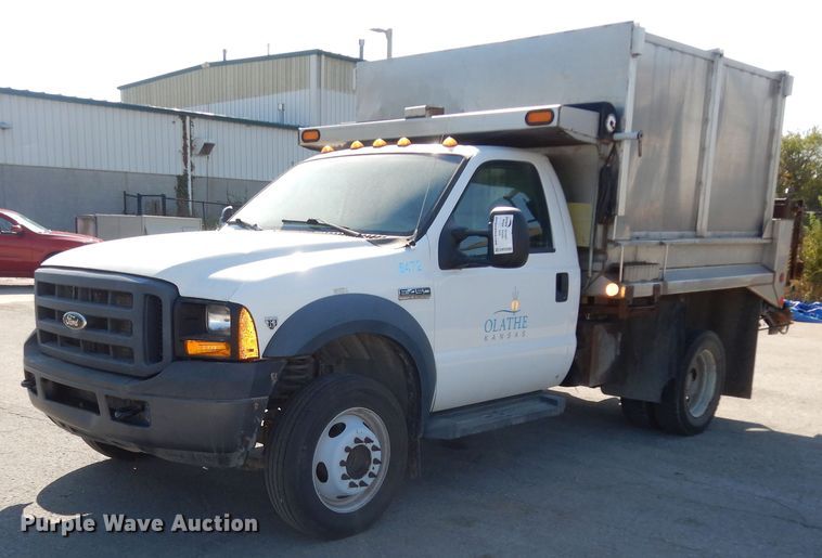 2006 Ford F450 Super Duty XL  delivery truck - DM3206