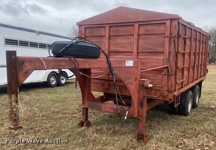 Shop built  grain trailer - DN8115