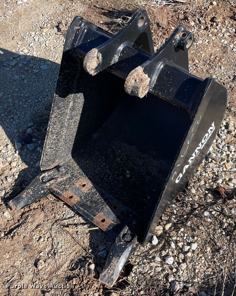 Woods Gannon  excavator bucket - MI9720