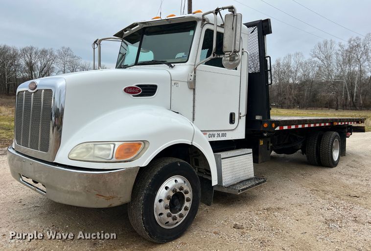 2008 Peterbilt 335  rollback truck - JU9726