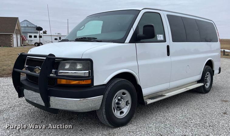 2012 Chevrolet Express 3500  prisoner transport van - DP0455