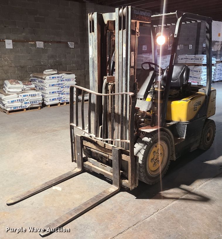Daewoo G25E-3  forklift - JG9570