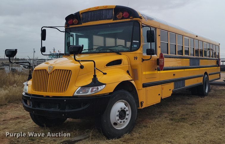 2014 IC PB105  school bus - LG9405