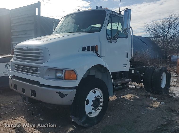 2008 Sterling Acterra  semi truck - MM9871