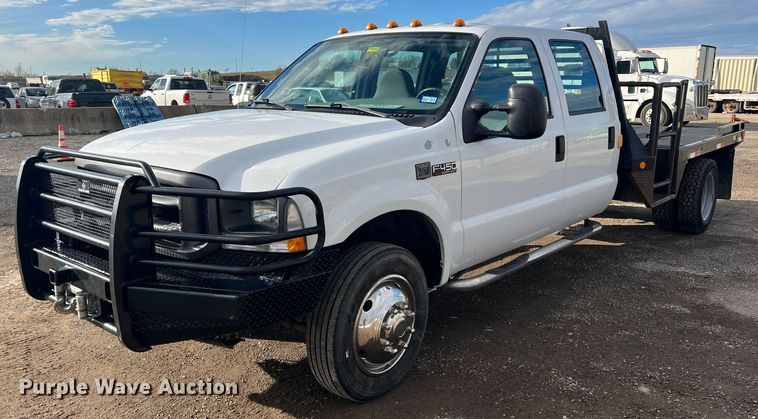 2004 Ford F450 Super Duty  Crew Cab flatbed truck - DO8996