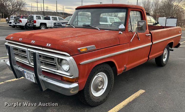 1972 Ford F100  pickup truck - DR9187