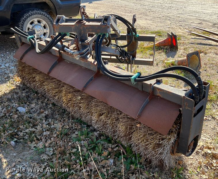 Caterpillar BA25  broom - DS2673