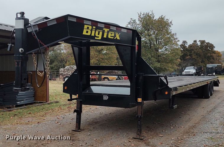 2019 Big Tex 22GN-35BK-5MR  equipment trailer - LK9287
