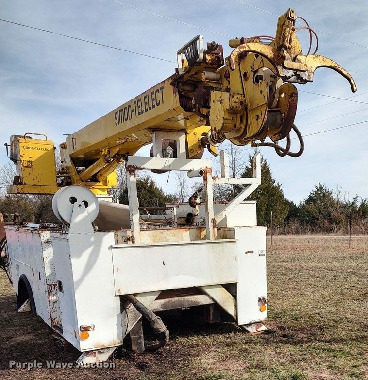 Altec  digger derrick bed - MH9658