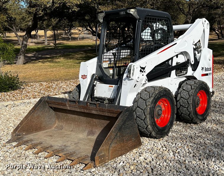 2016 Bobcat S740  skid steer loader - DQ1947